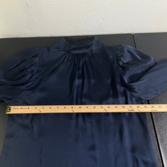FRAME Top Womens Sz M Navy Silk Mock Neck Dainty Lace Trim Renaissance Romantic - Picture 9 of 12